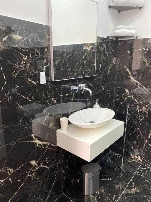 Residenza Da Zia Donata Bed & Breakfast Ercolano Bagian luar foto